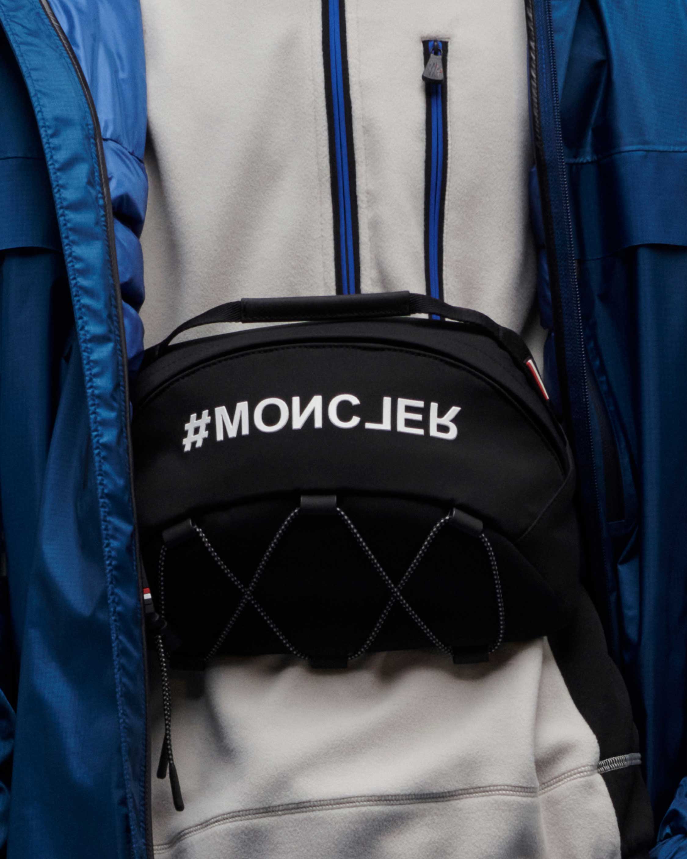 Vestes techniques et shorts Moncler Grenoble Pre-Fall 2023 en tissu GORE-TEX avec imprimés de cartes topographiques