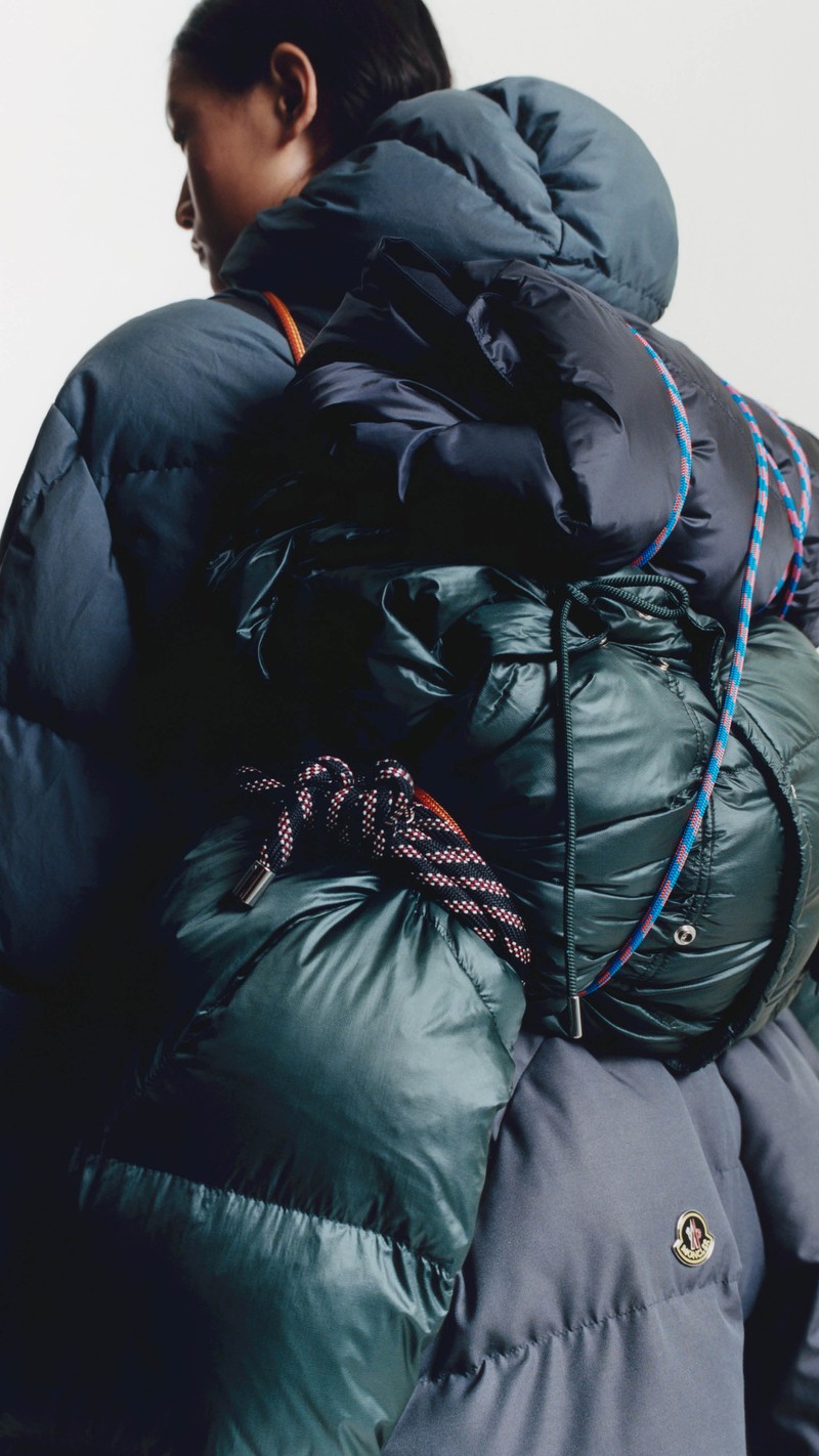 Moncler Re/Icons 2026, navy Verone down jacket.
