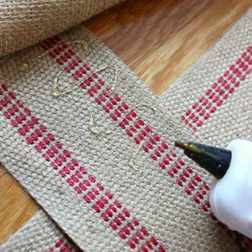 diy_module_safehaven_welcoming_burlap3.jpg